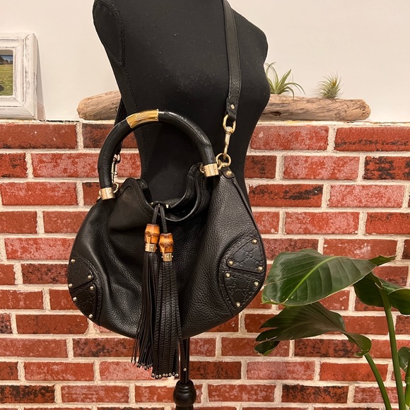 Vintage Tassle Gucci Bamboo crossbody/handbag Hobo - Picture 1 of 11